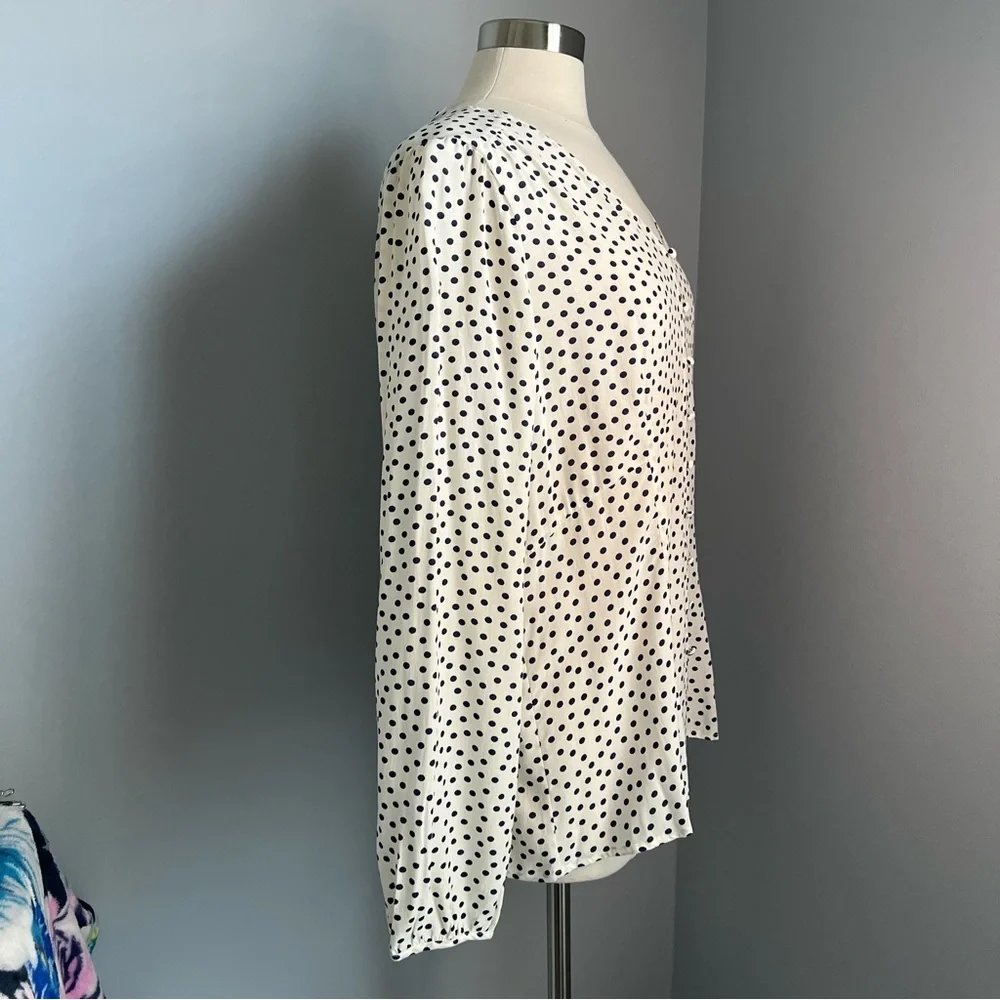 Talbots 14 Cream w/ Navy Scattered Dots Button Up Blouse Top Shirt